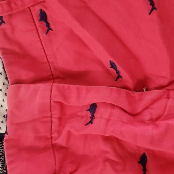 British Khaki pink shorts, navy shark, size 8 - Picture 8 of 8
